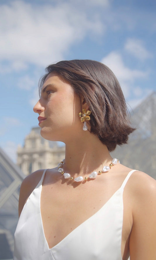 HEARTSTRINGS EARRINGS